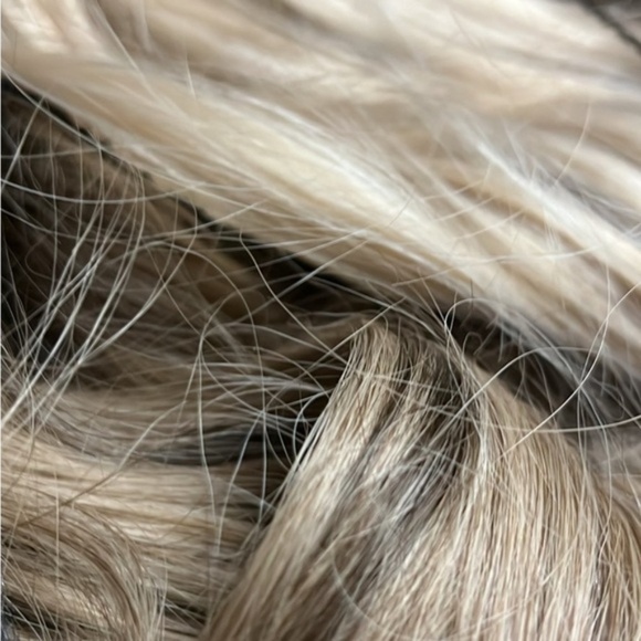 New Balayage Brown To Blonde Wavy Long Wig 24 Inch  Synthetic Hair High … - Picture 3 of 12